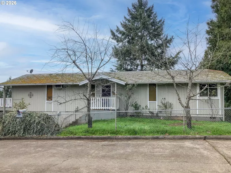 546 NE DENVER ST, Roseburg, OR 97470
