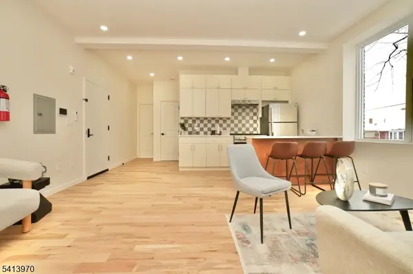 15 Palisade Ave  Unit 1 #1, Bogota Boro, NJ 07603