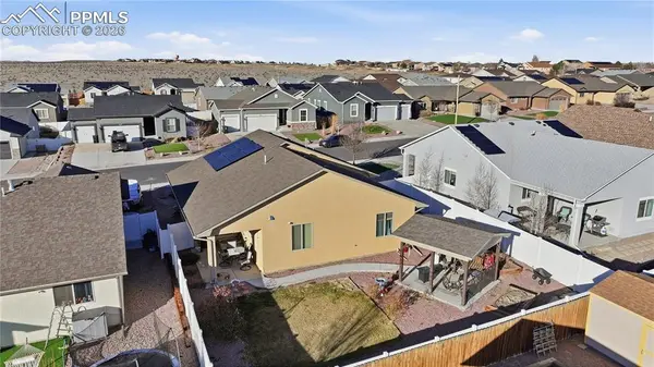 2218 Cliffmoor LN, Pueblo, CO 81008