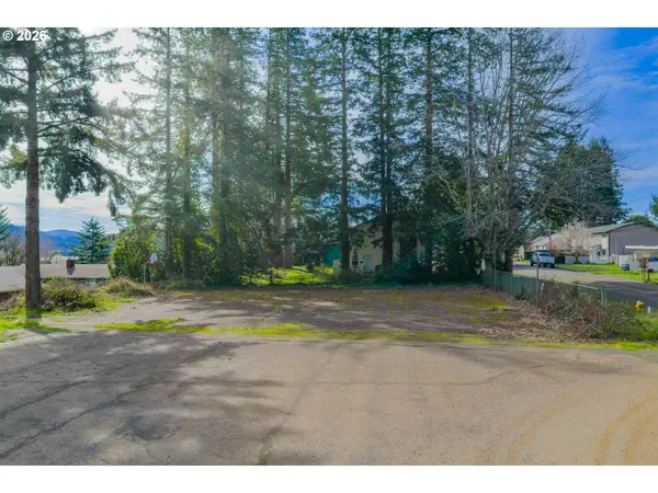 0 W 17th, Coquille, OR 97423