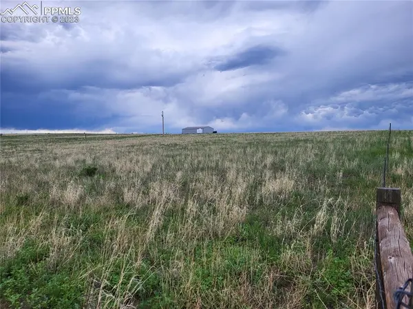 40450 Hoot Owl RD, Ramah, CO 80832