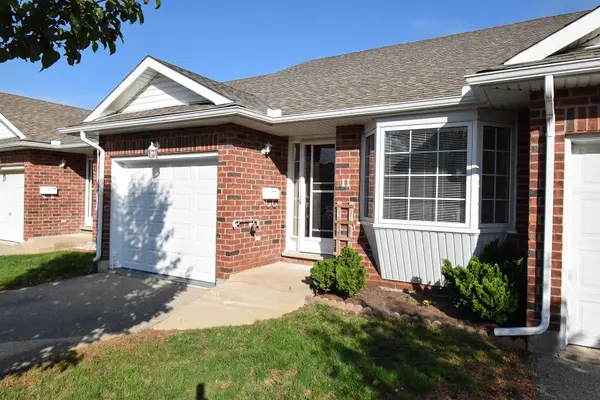 162 FIRST ST #11, Welland, ON L3B 4S2