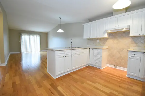 162 FIRST ST #11, Welland, ON L3B 4S2