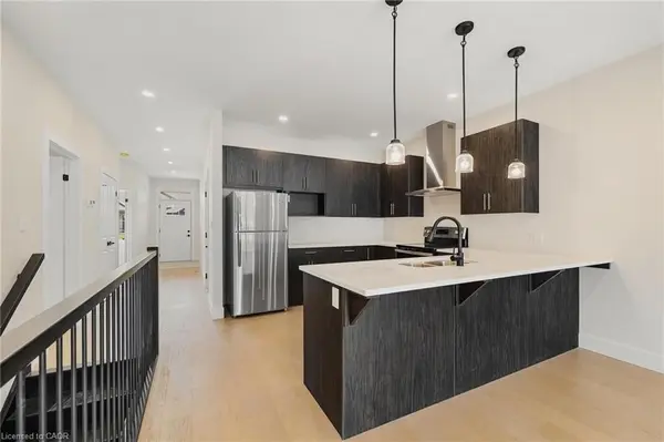 12 Washington ST #202, Norwich, ON N0J 1P0