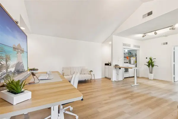 5200 Martel Avenue #16C, Dallas, TX 75206