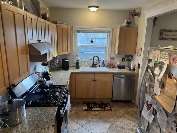 1895 BUCK ST, West Linn, OR 97068