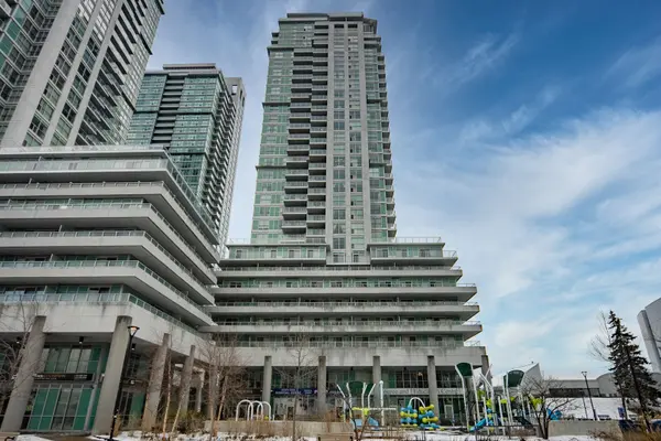 60 Town Centre CT #2507, Toronto E09, ON M1P 0B1