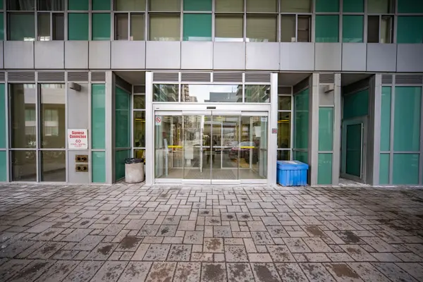 60 Town Centre CT #2507, Toronto E09, ON M1P 0B1