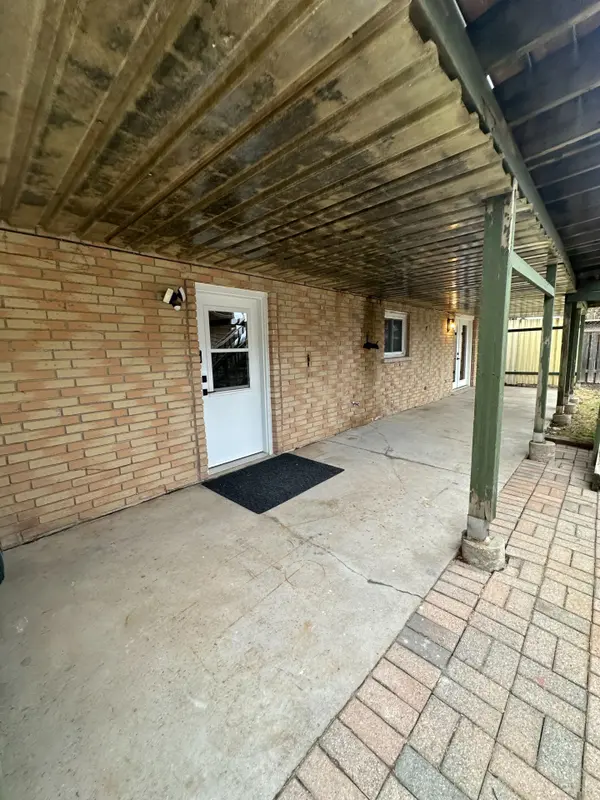 3252 Palmer DR, Burlington, ON L7M 1M1