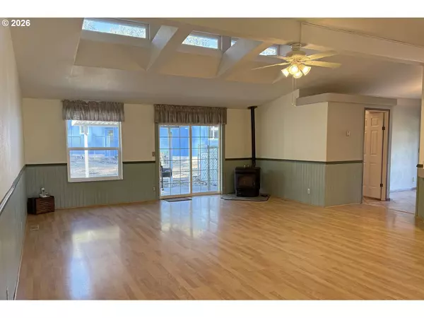 Springfield, OR 97478,90750 HILL RD