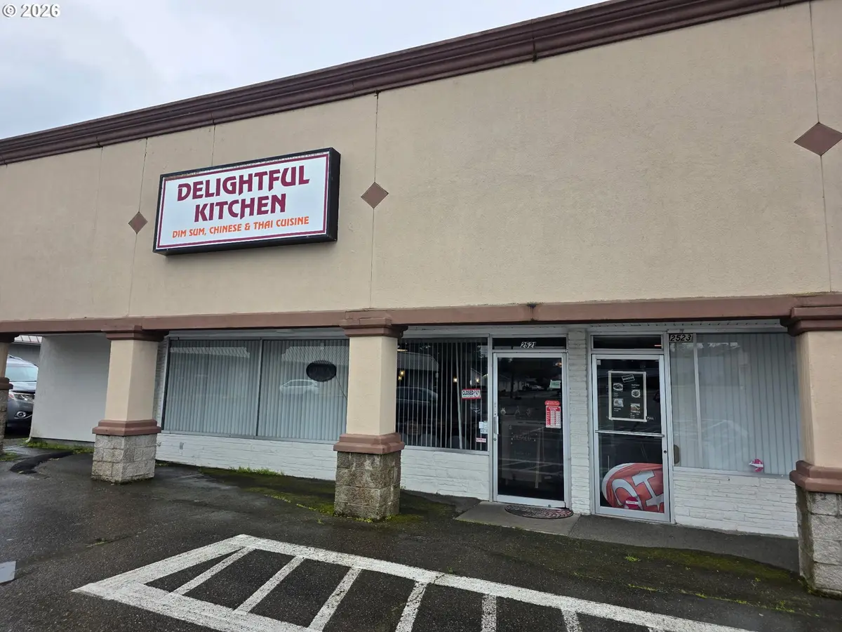 2521 W HARVARD AVE, Roseburg, OR 97471