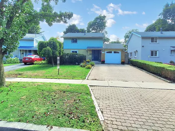 102 Botany Hill RD, Toronto E09, ON M1G 3K7