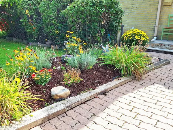 Toronto E09, ON M1G 3K7,102 Botany Hill RD