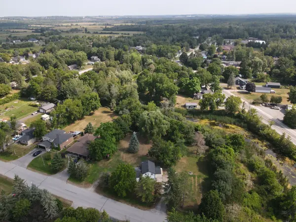 15 Main ST, Georgina, ON L0E 1N0