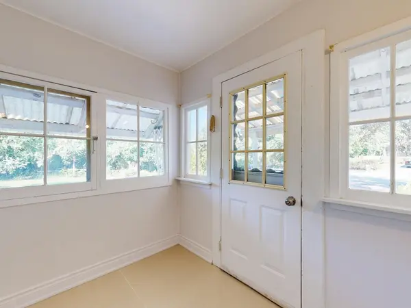 15 Main ST, Georgina, ON L0E 1N0