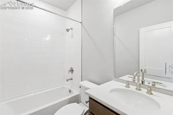 4454 Peak Crest VW, Colorado Springs, CO 80918