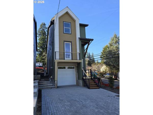 11103 SW 43RD AVE, Portland, OR 97219