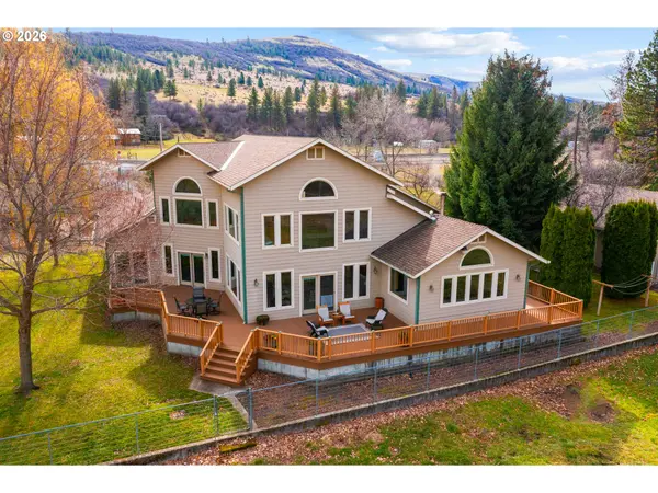 54693 BINGHAM RD, Adams, OR 97810
