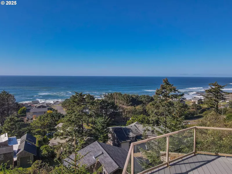 674 PACIFIC VIEW DR, Yachats, OR 97498