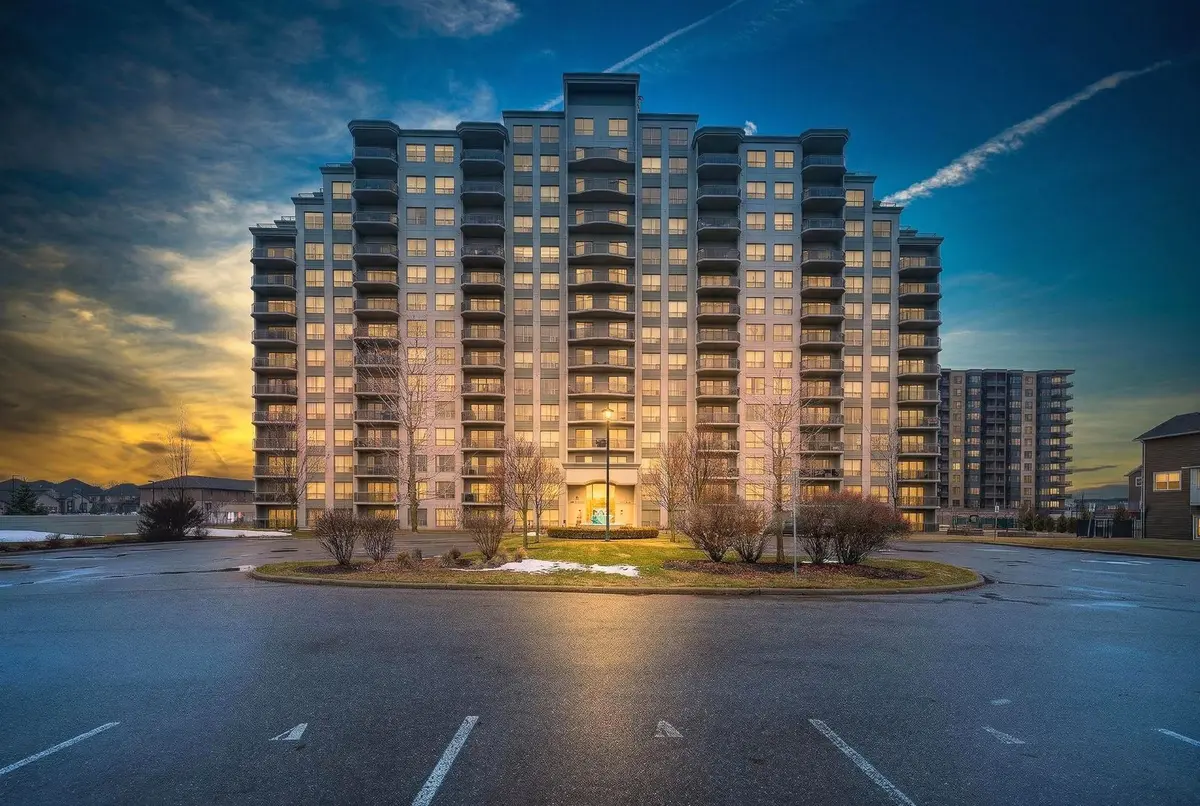 1030 Coronation DR #1007, London North, ON N6G 0G5