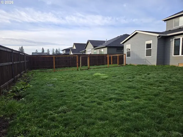 8207 NE 168TH PL, Vancouver, WA 98682