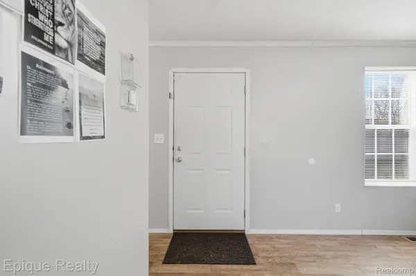 16031 Beech Daly RD, Taylor, MI 48180