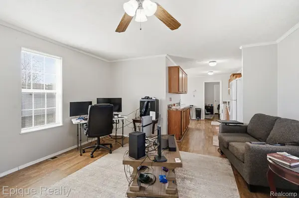 16031 Beech Daly RD, Taylor, MI 48180