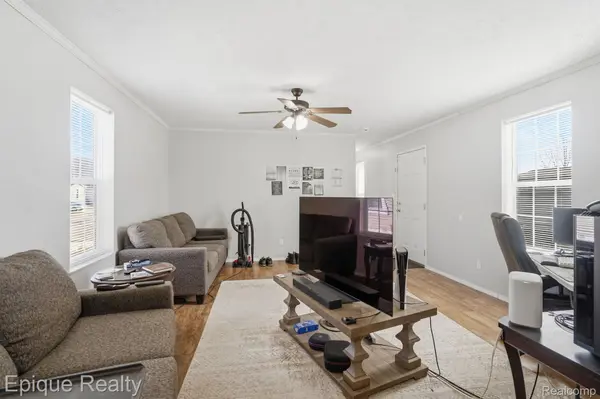 16031 Beech Daly RD, Taylor, MI 48180