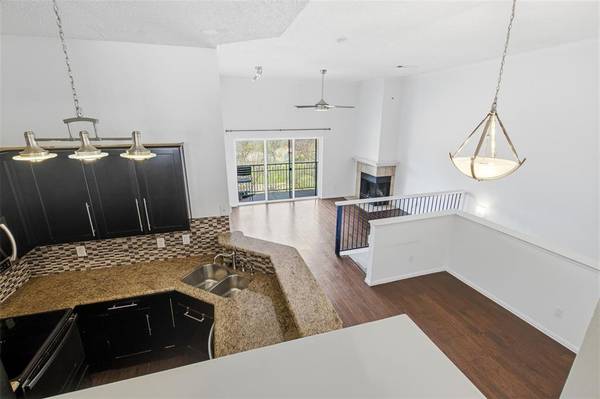 2201 Wolf Street #5206, Dallas, TX 75201