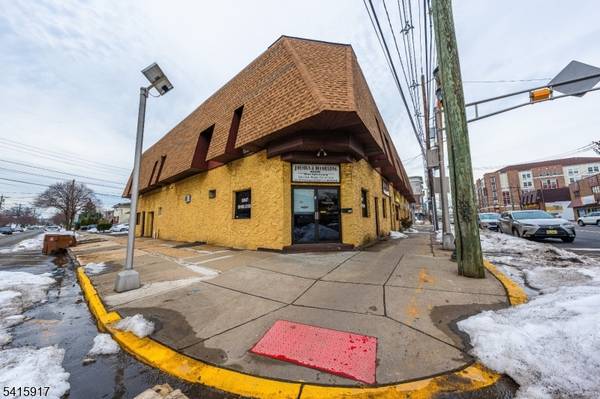 236 S Wood Ave, Linden City, NJ 07036
