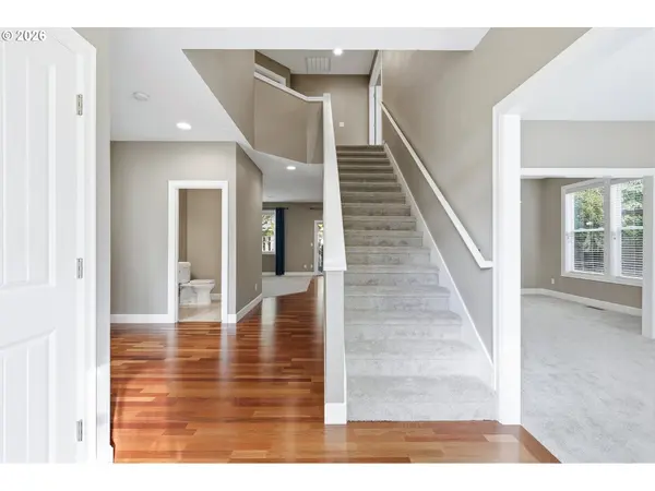 10534 SW 80TH AVE, Portland, OR 97223