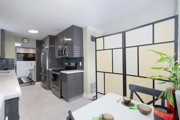 133 Torresdale AVE #402, Toronto C07, ON M2R 3T2