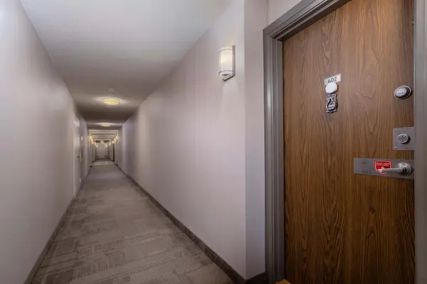 133 Torresdale AVE #402, Toronto C07, ON M2R 3T2