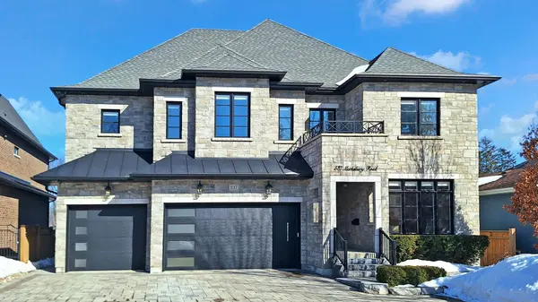 537 Marksbury RD, Pickering, ON L1W 2S7