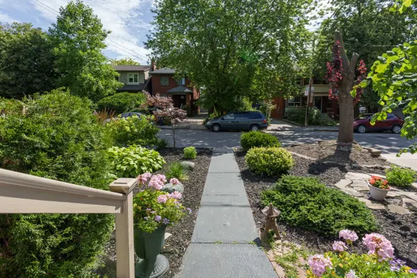 754 Windermere AVE, Toronto W02, ON M6S 3M6