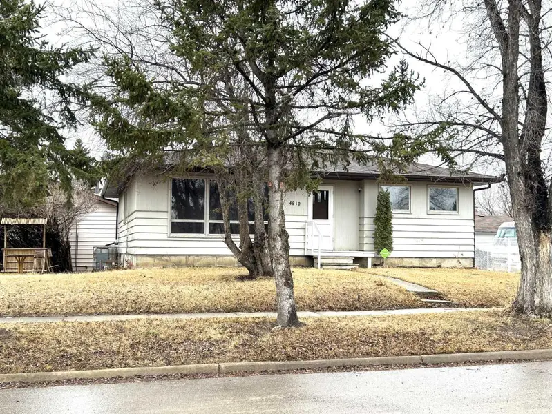 4812 47 AVE, Forestburg, AB T0B 1N0