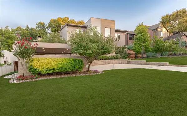 Dallas, TX 75214,7326 Lakewood Boulevard