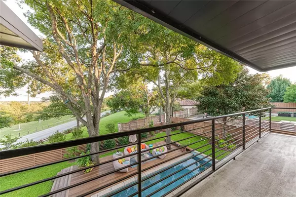 Dallas, TX 75214,7326 Lakewood Boulevard