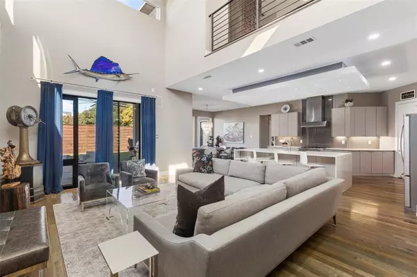 Dallas, TX 75220,3955 Park Lane