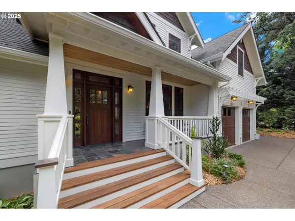 12624 SW 22ND AVE, Lake Oswego, OR 97034