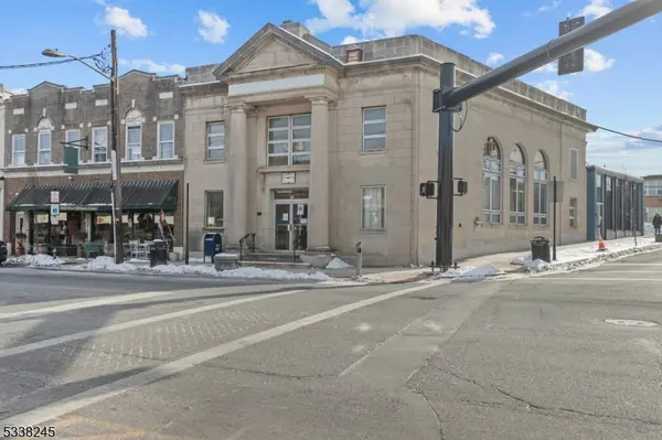 89 Main St, Little Falls Twp., NJ 07424