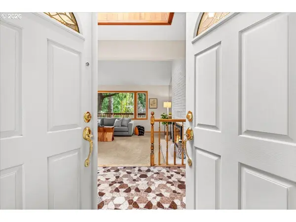 482 SE 26TH AVE, Hillsboro, OR 97123