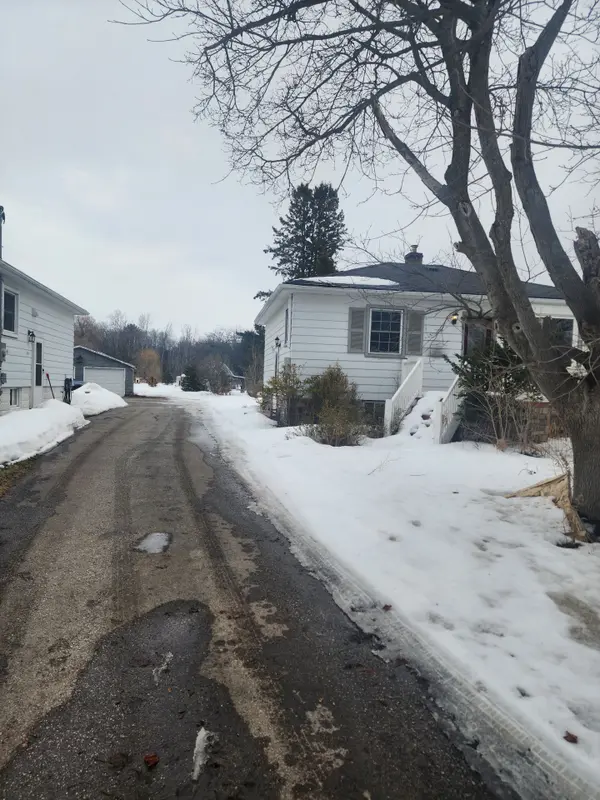 20145 Bathurst ST, East Gwillimbury, ON L9N 1N3