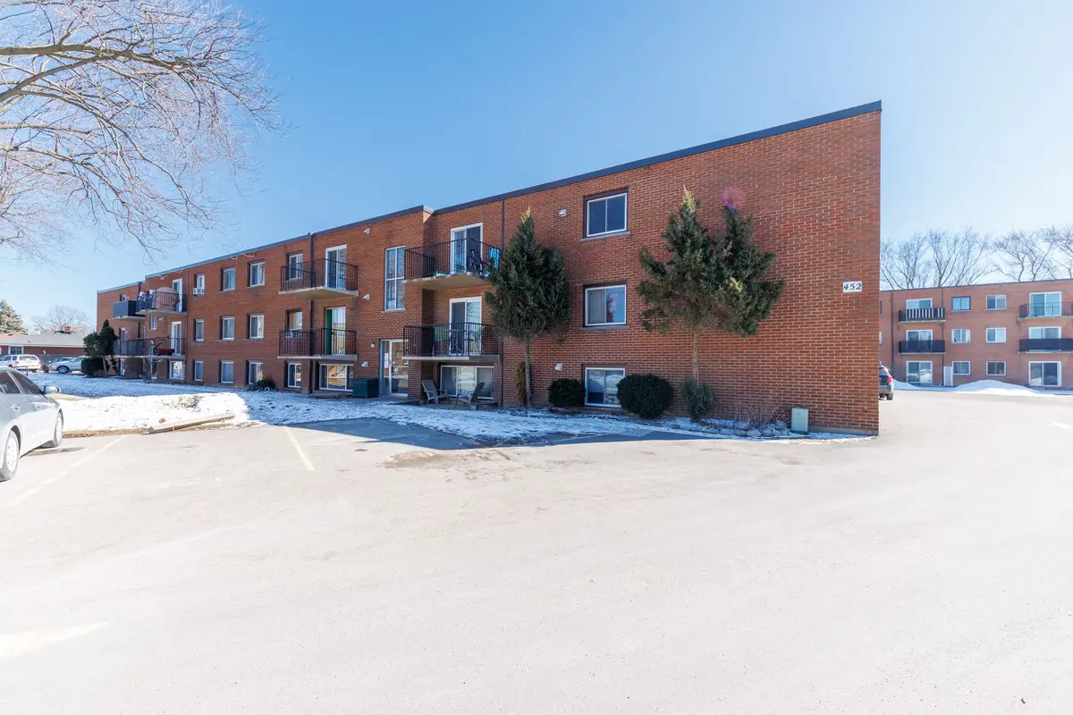 452 Carlton ST #36, St. Catharines, ON L2M 4X1