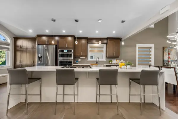 1813 Elmridge DR, Beacon Hill North - South And Area, ON K1J 6S3