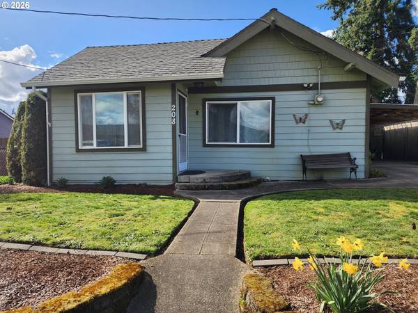 208 S SWIEGLE AVE, Molalla, OR 97038