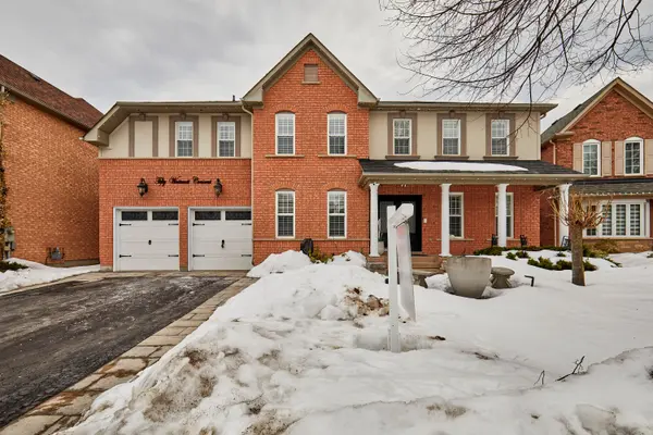 50 Westacott CRES, Ajax, ON L1T 4H8