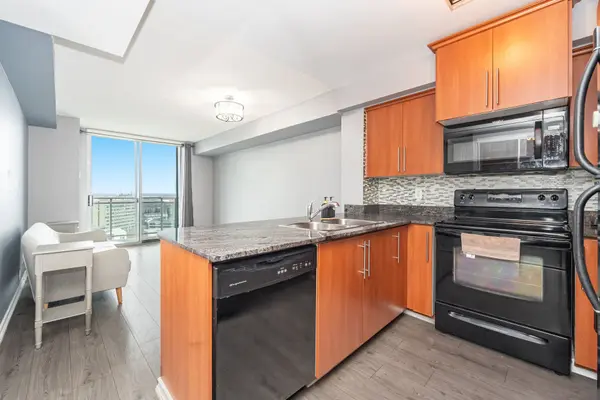 8 Rosebank DR #17K, Toronto E11, ON M1B 5Z3