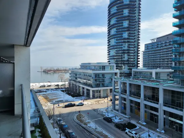 2121 Lakeshore BLVD W #816, Toronto W06, ON M8V 4E9