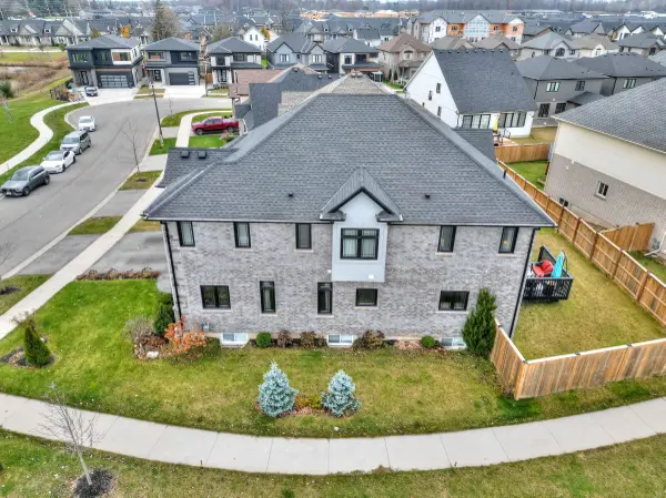 31 BERGENSTEIN CRES CRES, Pelham, ON L0S 1E6